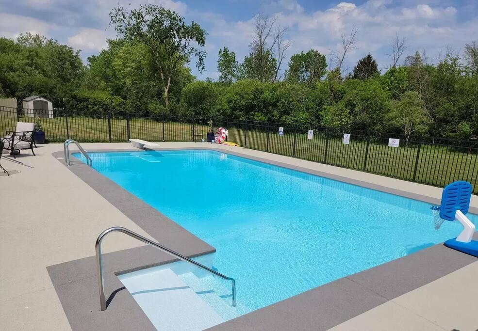 2-Acre Highland Park Retreat With Heated Pool ~ 5*ヴィラ エクステリア 写真